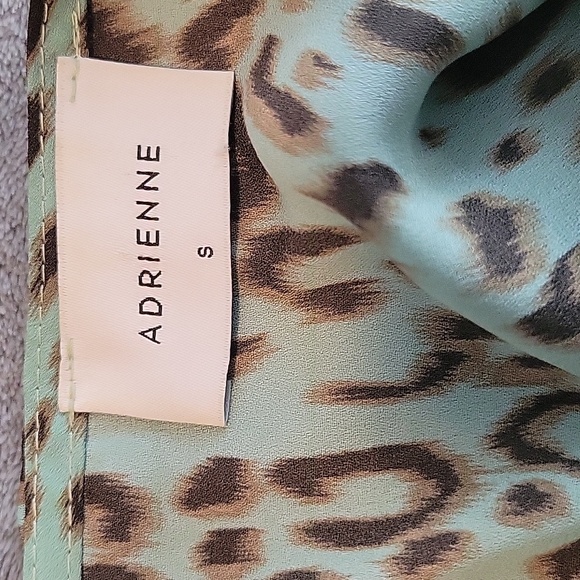 Adrienne women's blouse - Picture 5 of 5